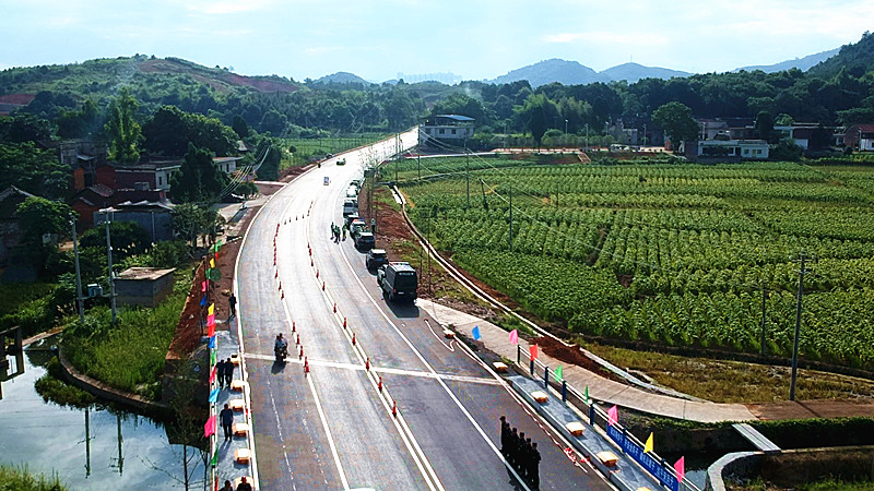 桂阳魅力新村——昭金村:门前高速畅 助力奔小康-新闻内容-桂阳新闻网